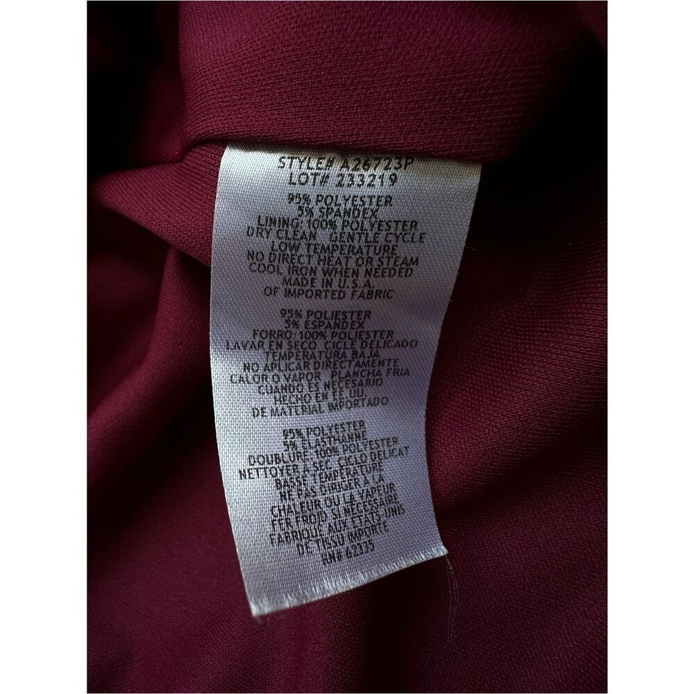 BETSY & ADAM Petite Cap Sleeve Gathered Gown Deep Burgundy Size 6P - Picture 17 of 17